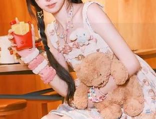 Bambi(밤비)全新写真登场：自信满满的CREAMSODAVOL.006精美原图，尽展迷人风采