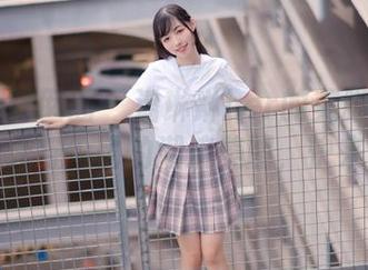 Feilin嗲囡囡 – 潘琳琳ber的美脚写真——感受无与伦比的潮流美图，快来分享！