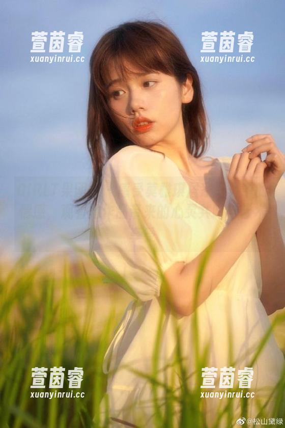 GIRLT果团网-莫雅琪 GIRLT果团网 - 感受莫雅琪居家写真中的情感,观看她作品带来的心灵共鸣与艺术享受