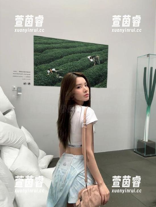 GIRLT果团网 - 夏天文艺复兴，酸酱兔写真美图让你感受热情与活力！
