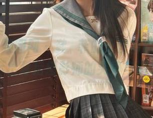 GIRLT果团网 – 龚玥菲的天使写真作品，揭示出背后摄影师的笑声与泪水！