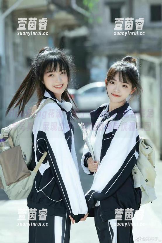 HuaYang花漾 - 周于希sandy结合美足与写真，展现出不一样的时尚与优雅美图
