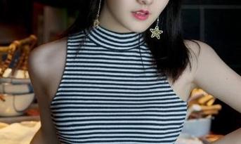 HuaYang花漾 – 夏沫沫tifa内衣写真原图：优雅与诱惑的完美结合，快来下载！