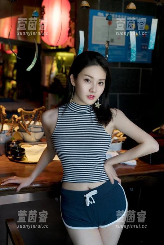 HuaYang花漾 - 夏沫沫tifa内衣写真原图：优雅与诱惑的完美结合，快来下载！