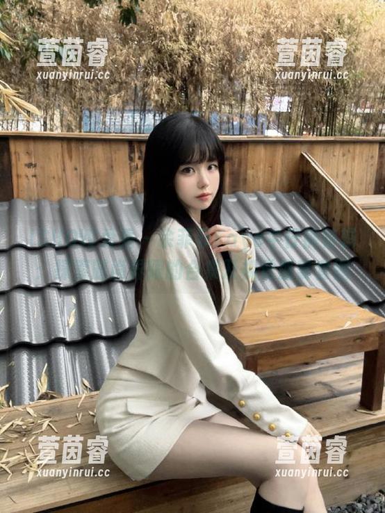 ISHOW爱秀 - 余菲菲Faye牛仔裤特辑：探索时尚界限的合集及视觉盛宴套图