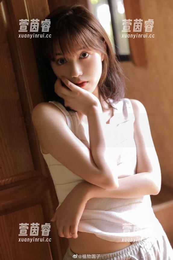 MFStar模范学院 - SiByl李思宁水手服美图集，时尚资源带来无限灵感