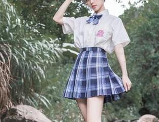 MFStar模范学院 – 在线与玉兔miki制服邂逅，尽情欣赏她的写真作品精彩合集！