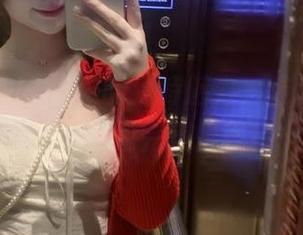 领略深蓝JK制服的独特魅力，喵糖映画原图与图包完美呈现！