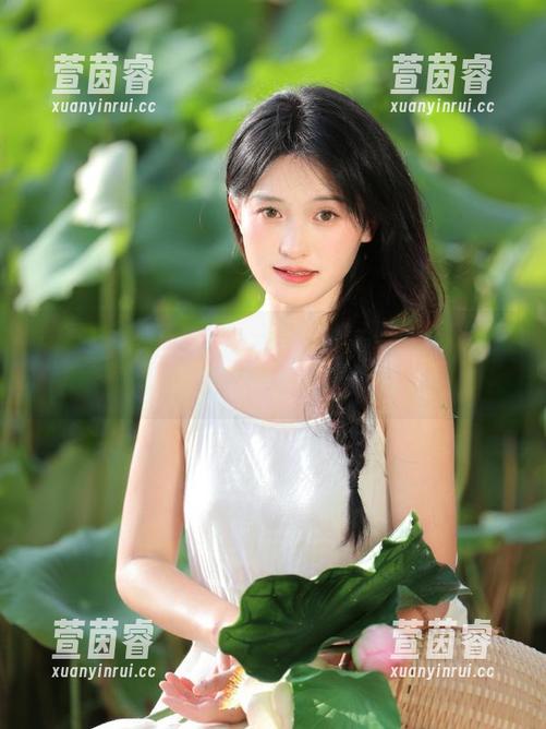 MiiTao蜜桃社 - 分享小魔女lily教室的摄影作品，感受她镜头里的梦幻与真实