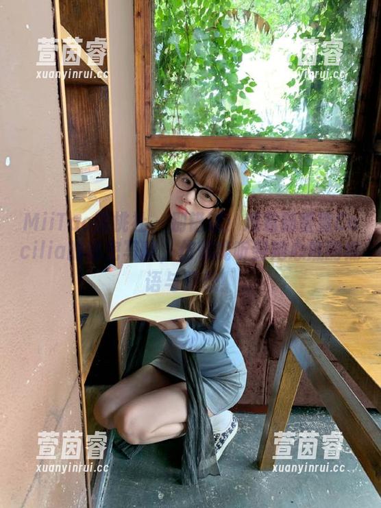 MiiTao蜜桃社 - 别错过！观看陆萱萱Cecilia的秘密写真，仿佛能听到她心底的低语与梦想！