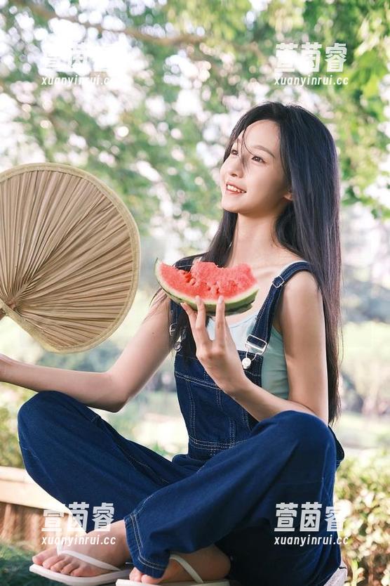 MyGirl美媛馆-黄乐然 MyGirl美媛馆 - 探索黄乐然最新写真集,感受圣诞的情怀与时尚气息,一起分享快乐