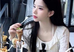 MyuA(뮤아)的旗袍合集大公开，分享那些搞笑与优雅并存的瞬间！