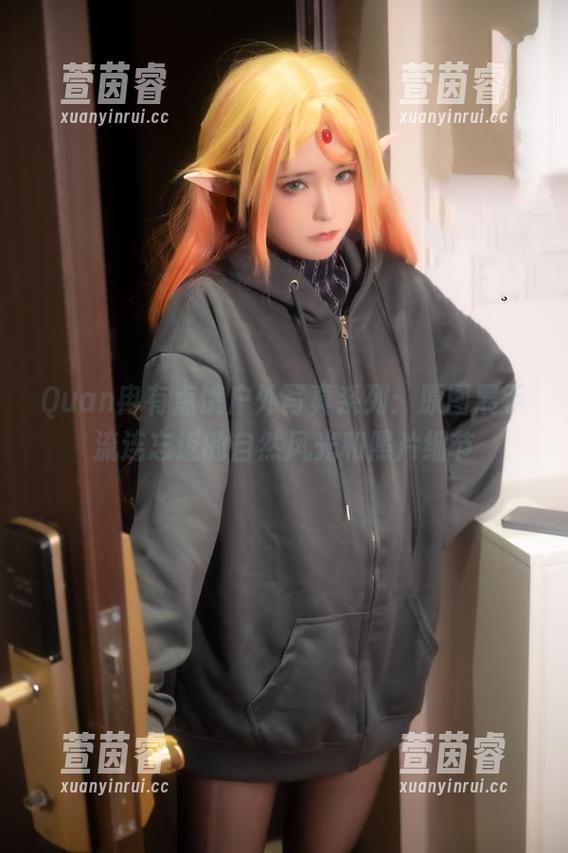 Quan冉有点饿户外写真系列：原图展示流连忘返的自然风光和照片细节