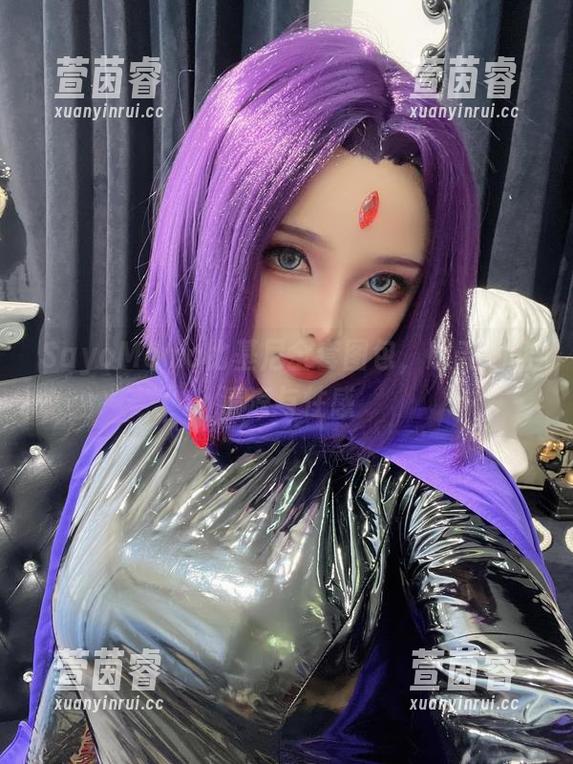 SayoMomo比基尼全套图包，感受她的清凉与性感