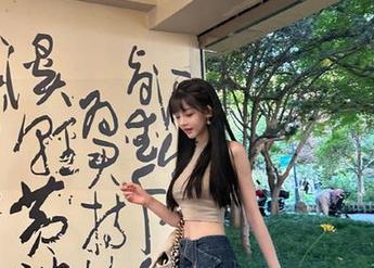 TGOD推女神 – 全套豹纹元素：琪琪qlql的写真作品，引领时尚潮流新风向！