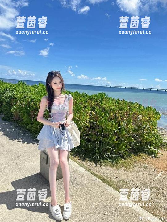 TouTiao头条女神 - 娜依灵儿裸足写真合集：不拘一格的清新风格，尽情享受生活