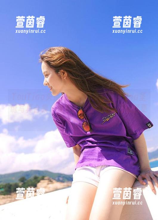 TouTiao头条女神-爱丽莎lisa TouTiao头条女神 - 尽享爱丽莎lisa圣诞写真合集,免费下载让你的节日回忆更具色彩!