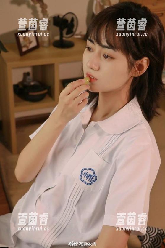 UGirls尤果网-周于希 UGirls尤果网 - 邂逅周于希的校园写真,获取免费的图包,一起感受青春气息!