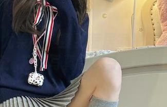 UGirls尤果网 – 慕羽茜居家生活的别样风格：独特写真合集与精选图片
