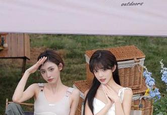 UGirls尤果网 – 看李思宁的旅拍作品，免费享受美丽与艺术的双重盛宴！