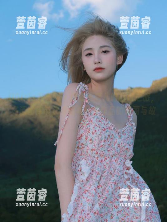 UGirls尤果网 - 跟随王瑞儿的旗袍之旅，高清图库带你体验每一件作品的美丽与故事