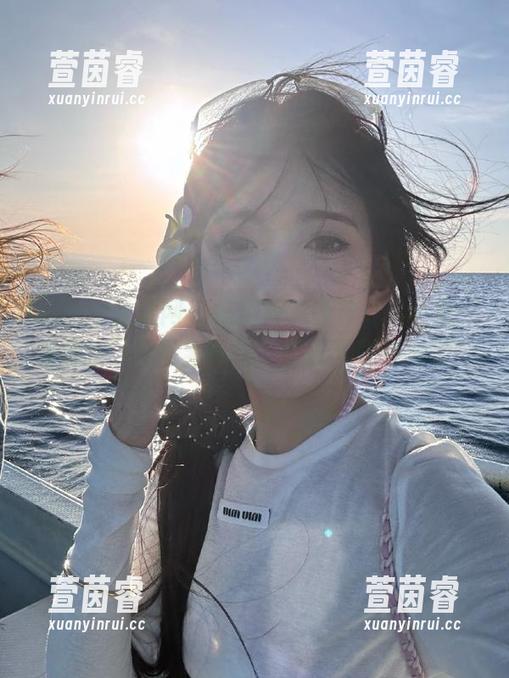 UGirls尤果网-芊小童 UGirls尤果网 - 惊艳写真新作:芊小童“裤里丝”原图全曝光,快来下载图片吧!