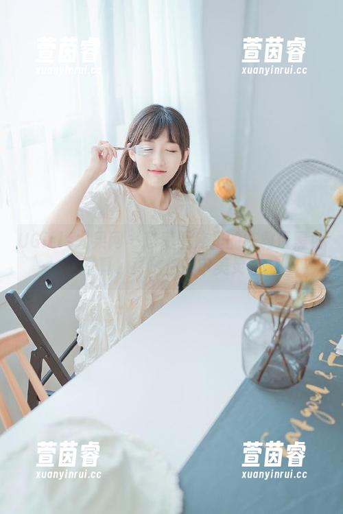 UGirls尤果网 - 珍藏图库里的陈雅漫黑色写真，释放你的审美灵感