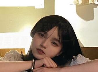 UGirls尤果网 – 灵动的霓梓心女孩写真合集：超美资源，记录每一个感动时刻！