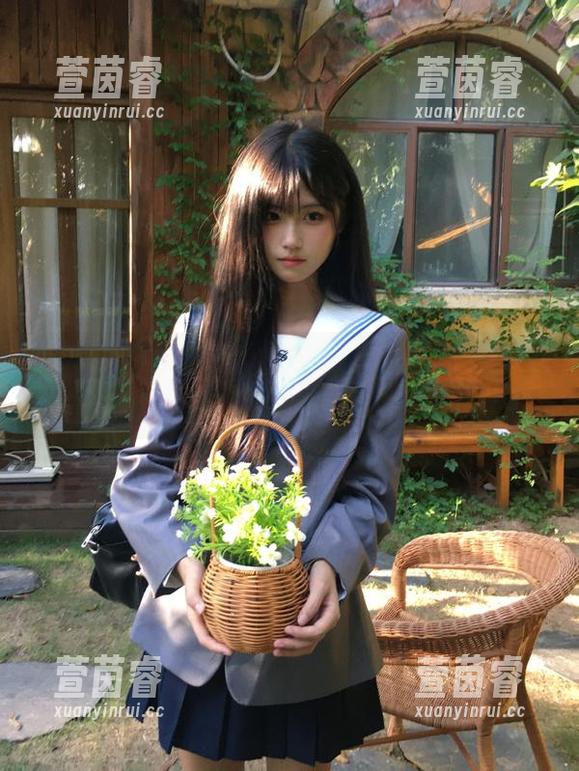 XINGYAN星颜社 - 唐思琪泳装图包：尽情展现青春活力与海洋的完美融合