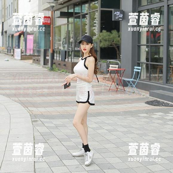 Xiuren秀人网 - 精致生活的写照：Nono酱秘书主题图集，带来原图的视觉盛宴！