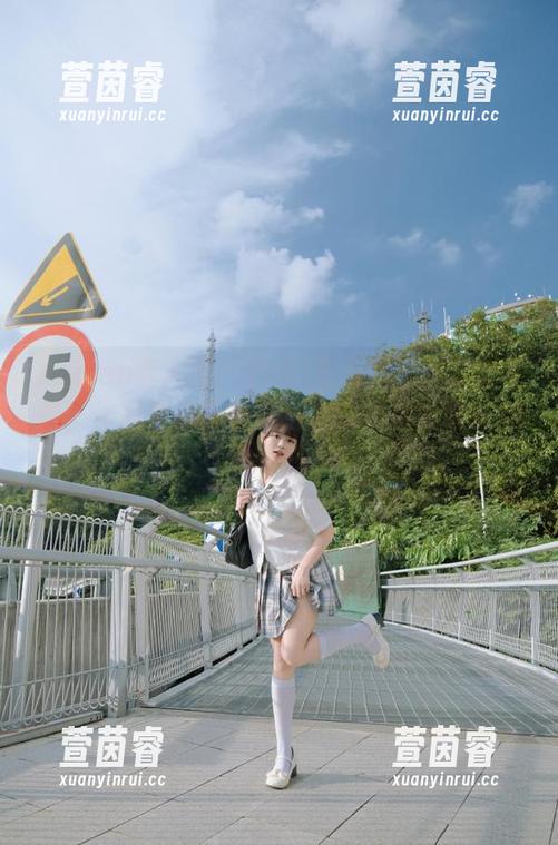 Xiuren秀人网 - Yuki鱼儿的校服灵感写真，作品展示青春与活力，免费下载等你来pick！