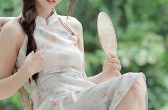 Xiuren秀人网 – 不可错过的余贝拉bella空姐私拍合集，真实呈现空姐之美