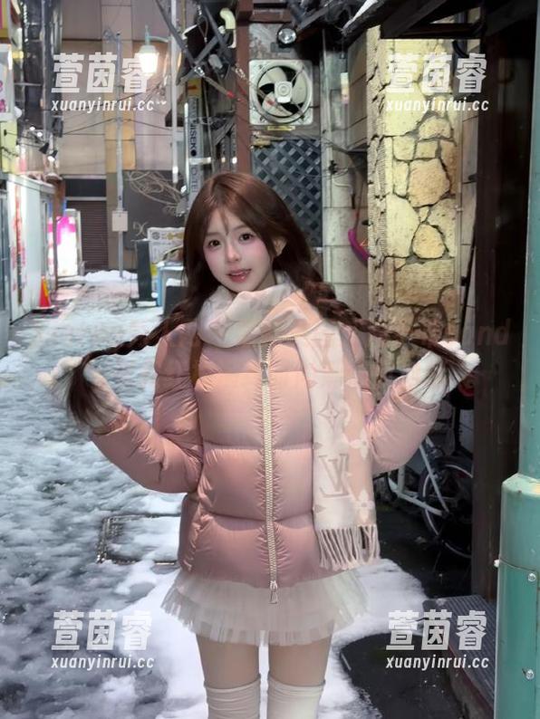 Xiuren秀人网-周于希sandy Xiuren秀人网 - 最新美图:周于希sandy优雅红裙演绎时尚潮流风向标
