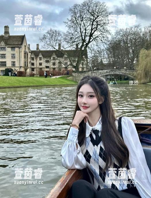 Xiuren秀人网-唐安琪 Xiuren秀人网 - 唐安琪精选云南旅拍写真,展现旅途中的灵动美感