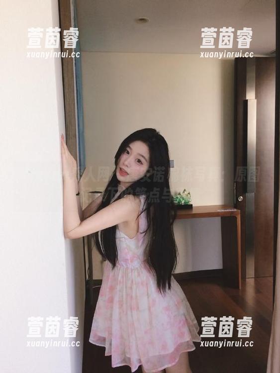 Xiuren秀人网-唐安诺 Xiuren秀人网 - 唐安诺棉袜写真:原图记录下的笑点与真情