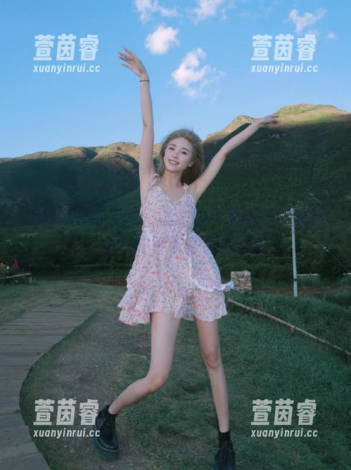 Xiuren秀人网-李可可 Xiuren秀人网 - 领略李可可的女仆风情,精选图库带来视觉冲击