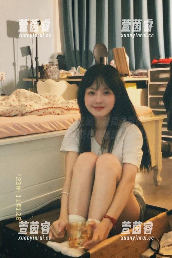 Xiuren秀人网-王俪丁 Xiuren秀人网 - 王俪丁时尚之路:皮衣原图与精彩写真交相辉映的完美呈现