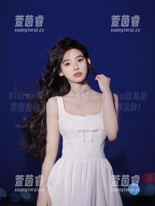 Xiuren秀人网-玛鲁娜Manuela Xiuren秀人网 - 玛鲁娜Manuela的私拍原图重磅来袭,纯白主题让人一秒沉醉!