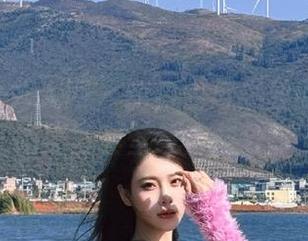 Xiuren秀人网 – 甜白酱与黑丝的邂逅：绝美写真壁纸合集分享