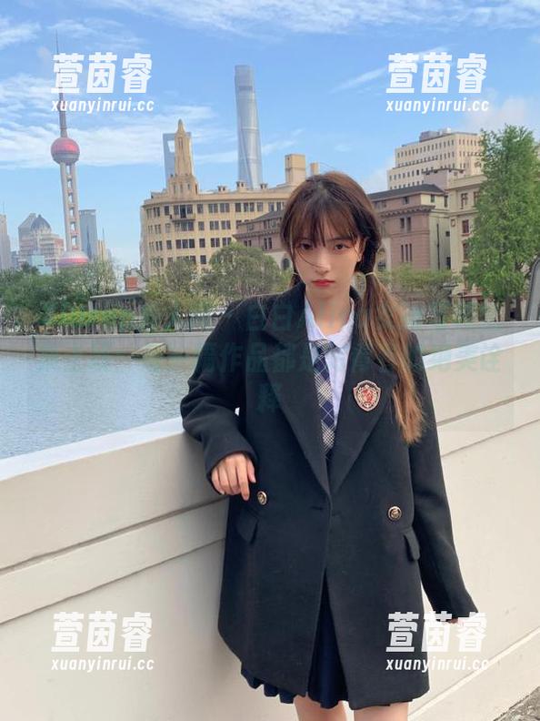 Xiuren秀人网 - 白白Alina女孩写真全集上线：每一幅作品都是对青春的绝美诠释