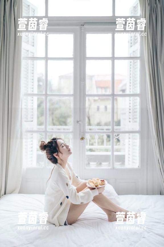 Xiuren秀人网 - 在糯美子nini眼镜私拍中发现，真实与美图完美交融的瞬间
