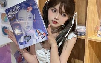 Xiuren秀人网 – 草莓mm学姐写真大赏，缤纷多彩高清图片下载，让你的生活充满美好瞬间！