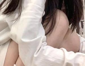 Xiuren秀人网 – 经典再续！菲菲吃不胖女友写真合集最新更新，璀璨视觉新体验