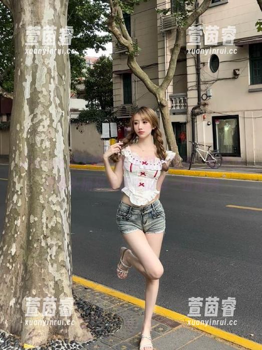 Xiuren秀人网-陈芊儿 Xiuren秀人网 - 高清甜心写真,陈芊儿用镜头捕捉生活中的每一份甜美