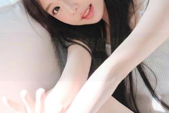 Xiuren秀人网 – 独特的私房写真作品，雅茹老师带你探寻裸足的诗意