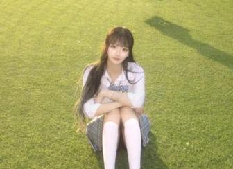 Xiuren秀人网 – 静颜宁全套写真下载：揭示她隐藏的秘密和摄影之道