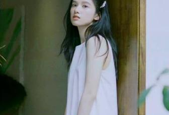Xiuren秀人网 – 黄歆苑的旅拍之旅，写真图集中倾诉那些悄然无声的动人故事