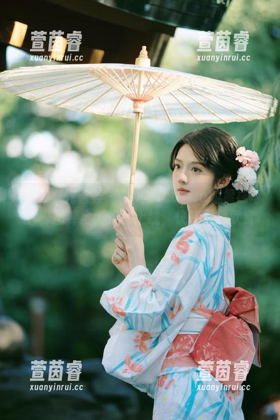 YouMi尤蜜荟 - 果儿Victoria的棉袜写真，图库全新作品上线，快来下载欣赏