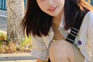 YouMi尤蜜荟 – 新鲜上线！玥儿玥er灰丝图包，快来下载，感受摄影的独特魅力！