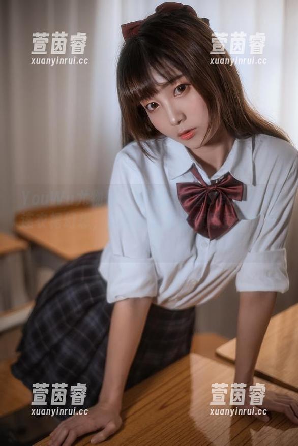 YouWu尤物馆-陆萱萱Cecilia YouWu尤物馆 - 探秘陆萱萱Cecilia的连衣裙幻想,高清写真集让你感受梦幻魅力